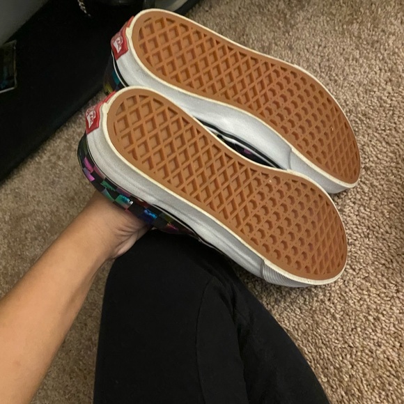 VANZ - Women - Picture 2 of 4